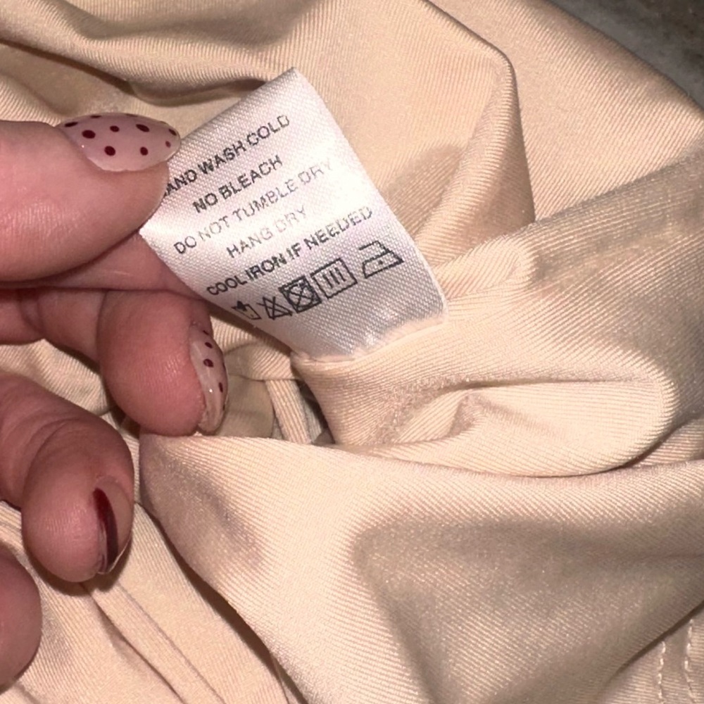 Superdown Revolve Size Medium Pink and Silver Seq… - image 9